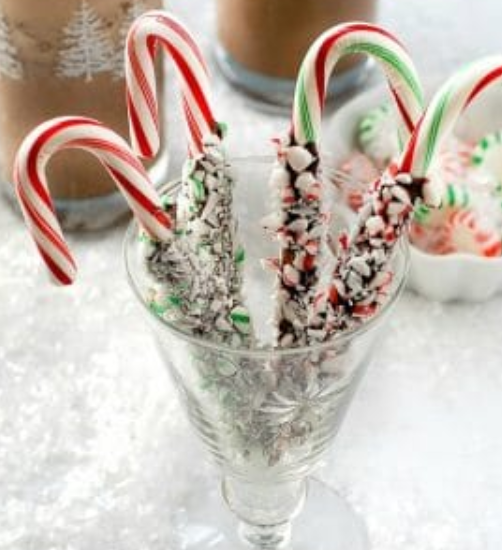 chocolate-dipped-candy-canes-2.png